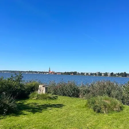 Apartment Ferienwohnung Wassergrundstueck An Der Schlei *
